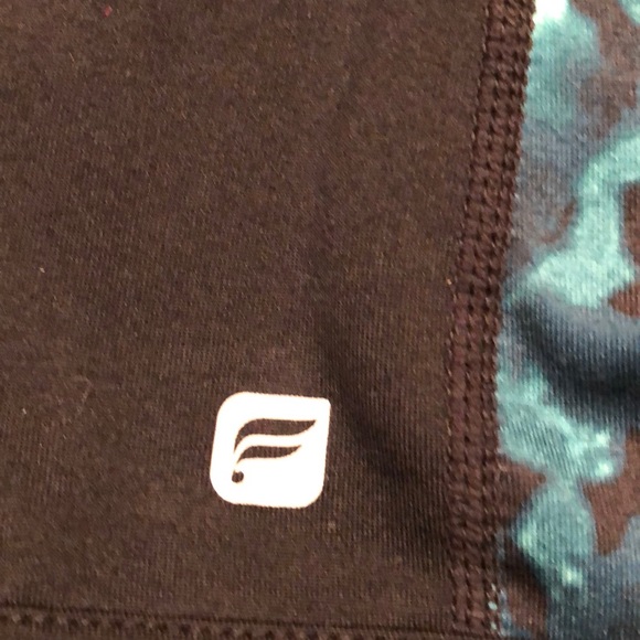 Fabletics active jacket. - Picture 8 of 8